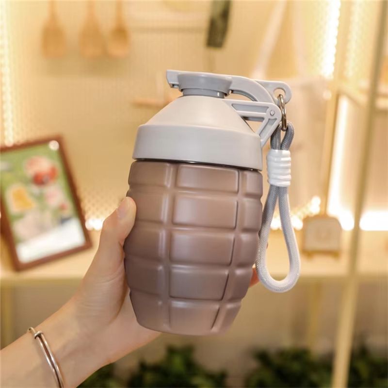 J1UL1N 大容量シェイカーボトル。フィットネス愛好家向け - Nutrition Of Fitness のレビューと価格